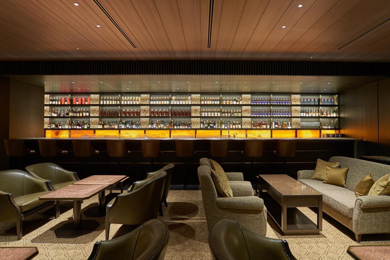 The Okura Tokyo Ξενοδοχείο Εξωτερικό φωτογραφία The bar at the Concourse Lounge